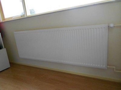 Thermrad compact-4 plus radiator van 400mm hoog x 600mm lang en type 21 met 602 Watt